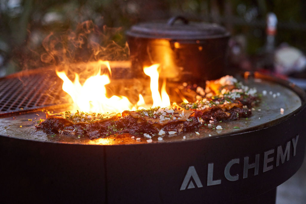 Alchemy Pro Grill + Smoker 32" DEMO MODEL