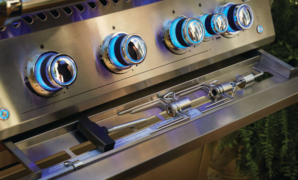 700 Series 32 RB with Interior Lights