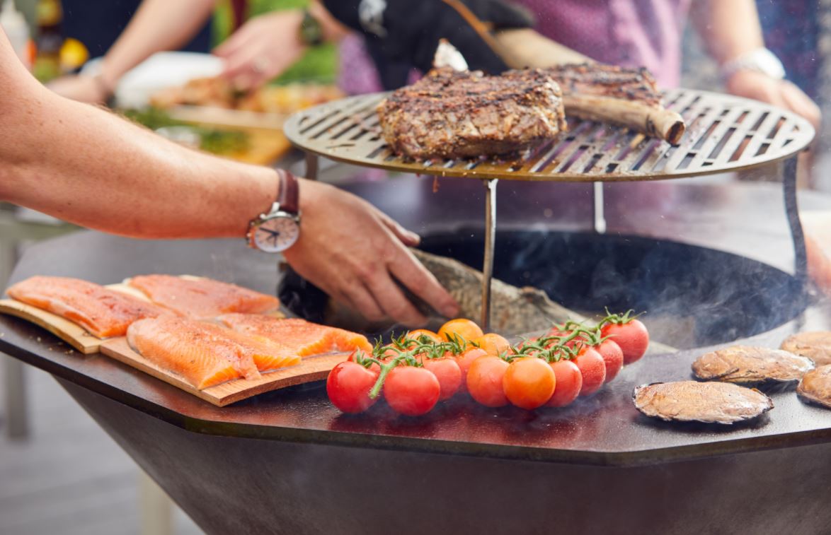 Wood Fired Grill with High Pedestal