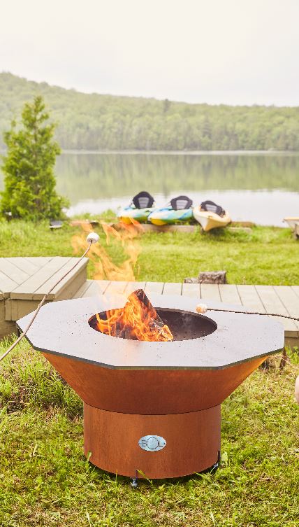 Wood Fired Grill with Low Pedestal