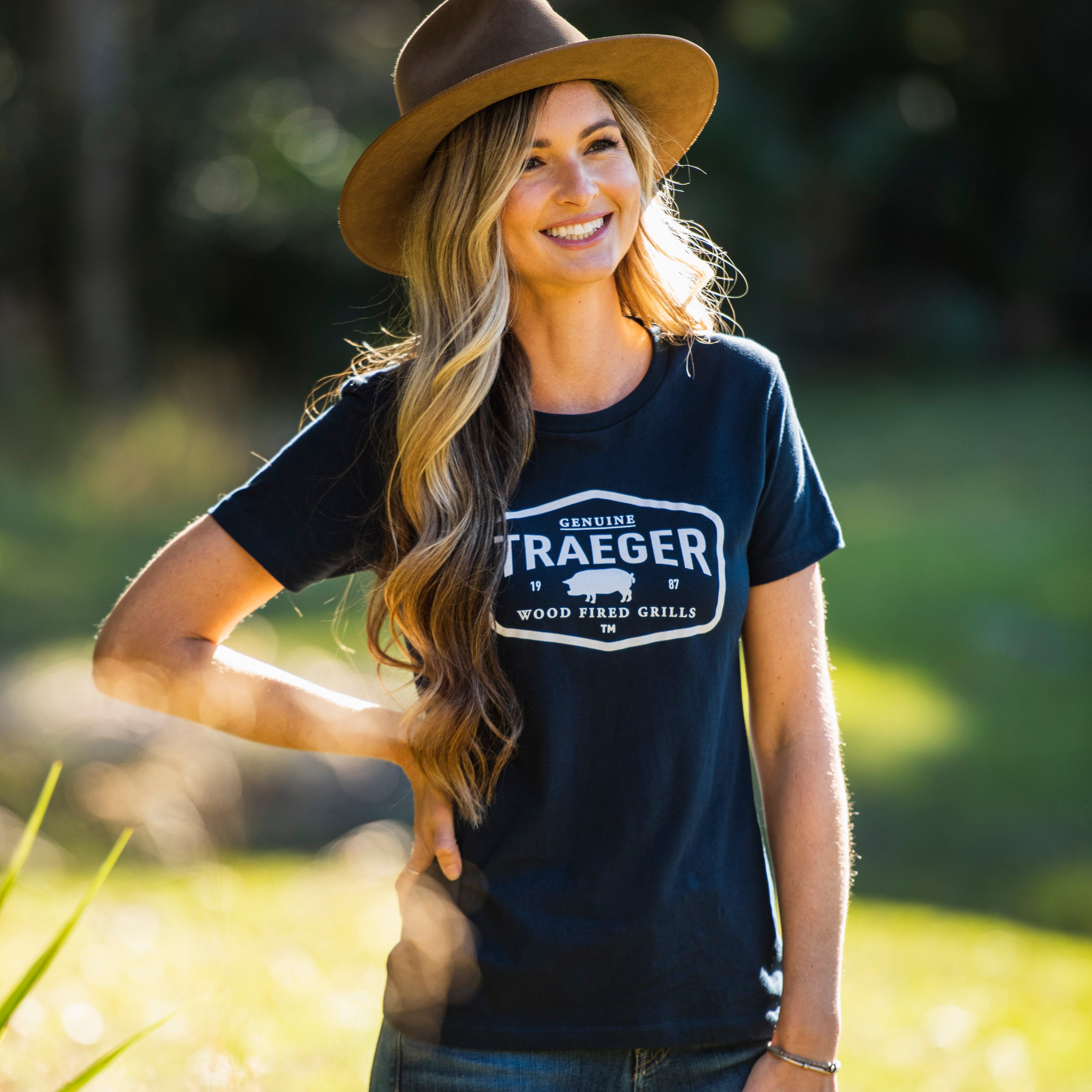 T-Shirt-Woman's Traeger Certified