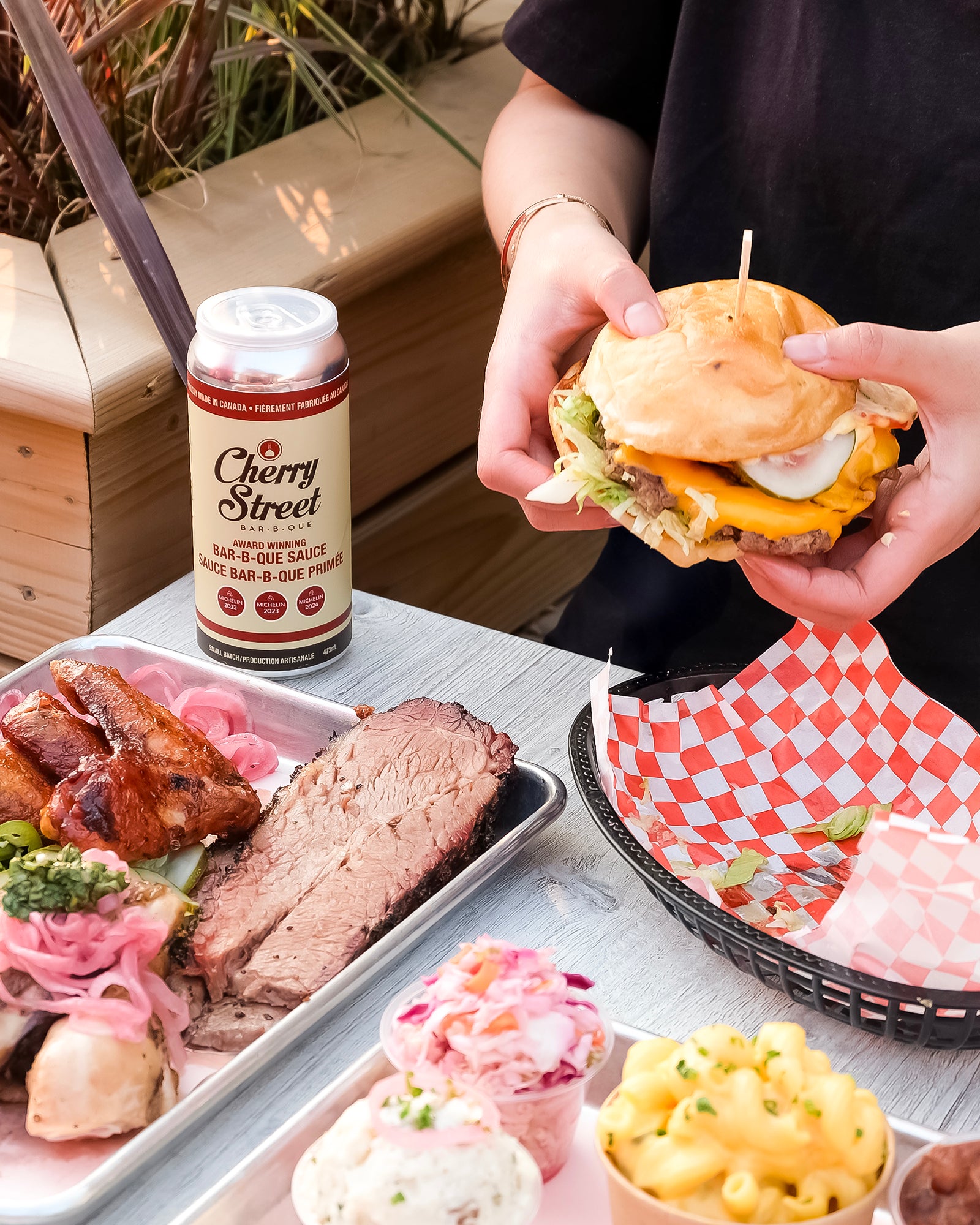 Award Winning Bar-B-Que Sauce
