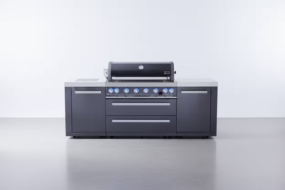 805 6-Burner Black Series Island