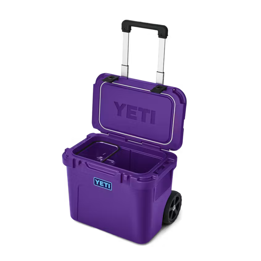 Roadie 32 Wheeled Cooler - Pace Purple/Blue