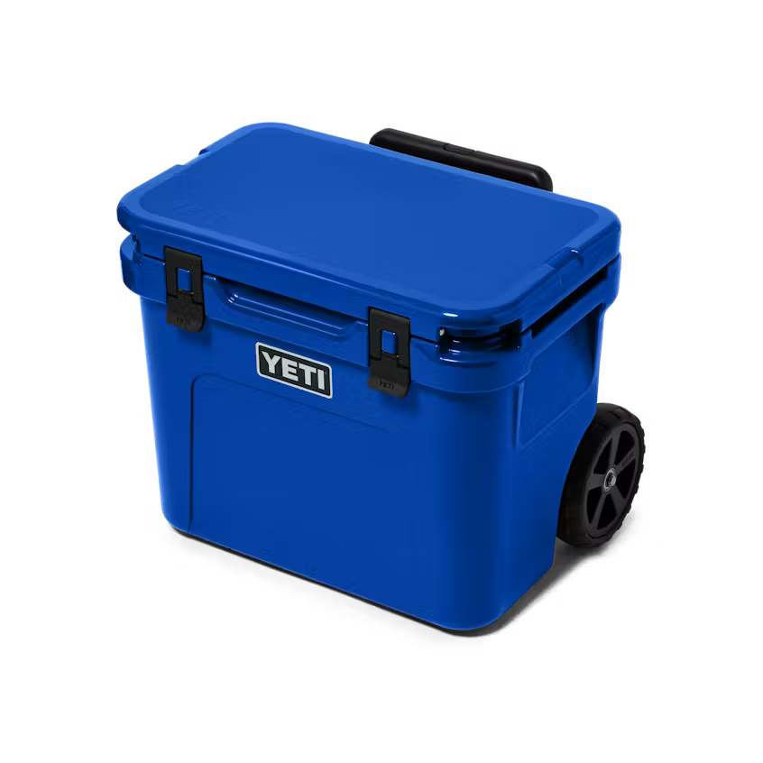 Roadie 32 Wheeled Cooler - Royal Blue