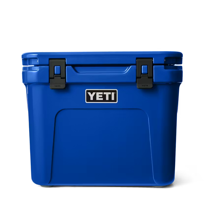Roadie 32 Wheeled Cooler - Royal Blue