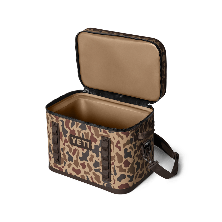 Hopper Flip 18 - Wetlands Camo