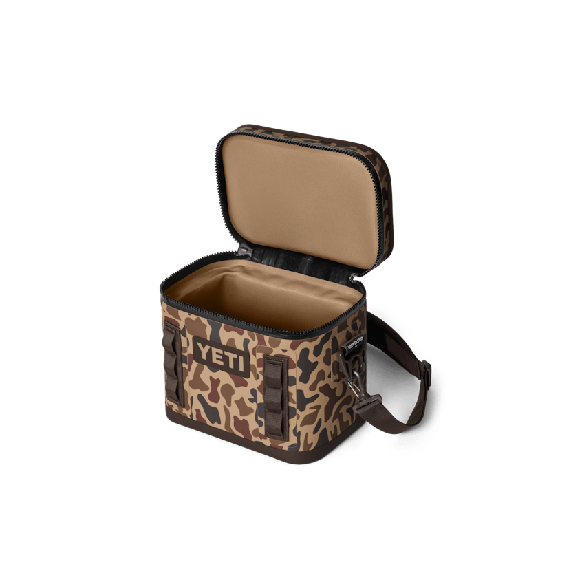 Hopper Flip 8 - Wetlands Camo