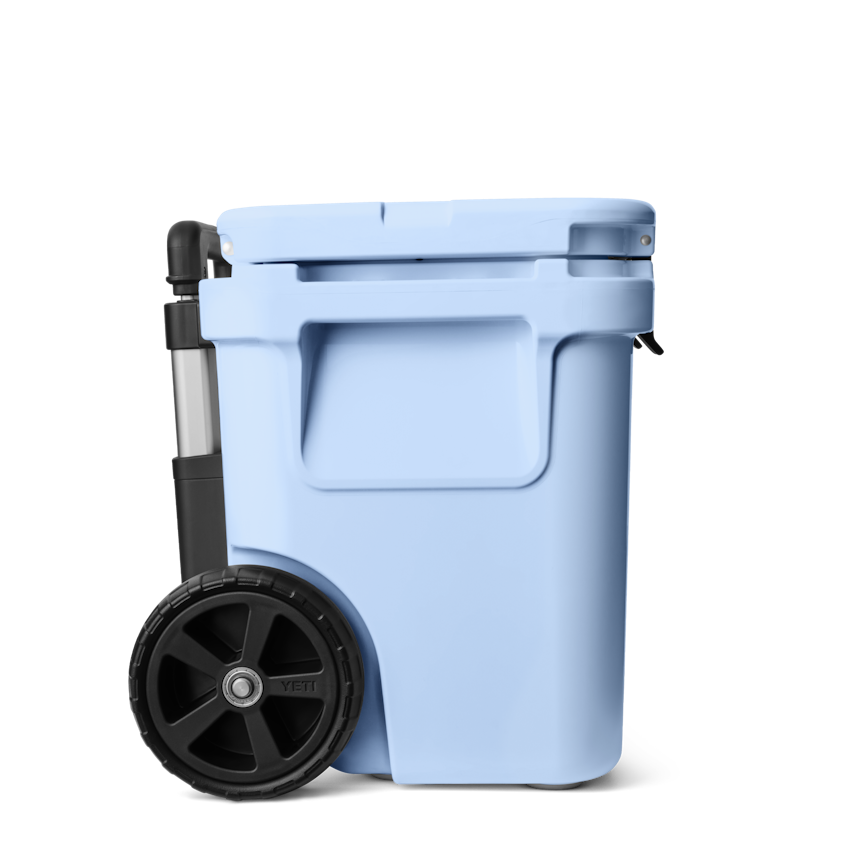 Roadie 32 Wheeled Cooler - Big Sky Blue