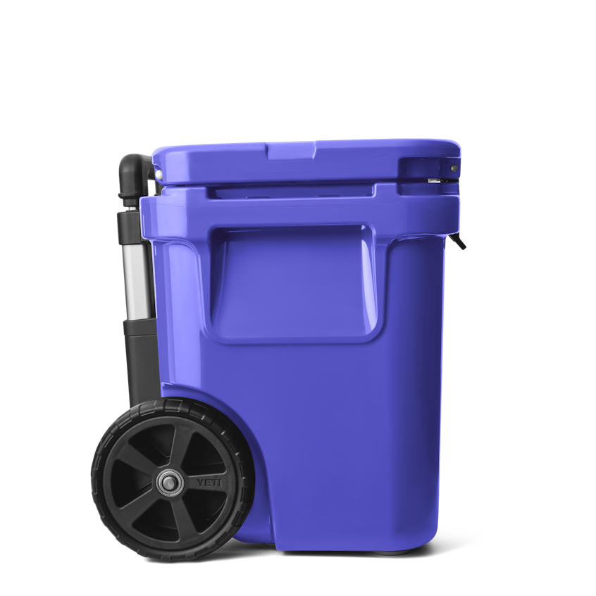 Roadie 32 Wheeled Cooler - Ultramarine Violet