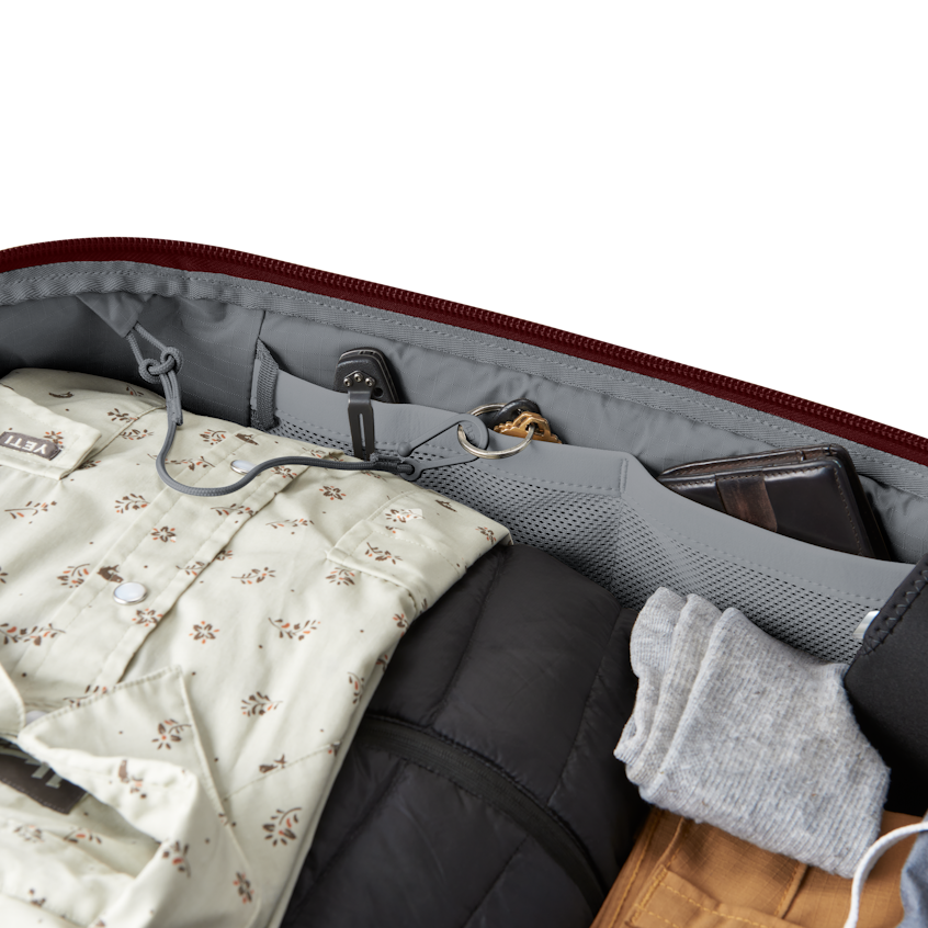 Crossroads 40L Duffel - Wild Vine Red